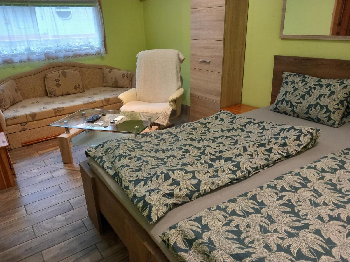 Laura Apartman Apartment Нагиканиша Екстериор снимка