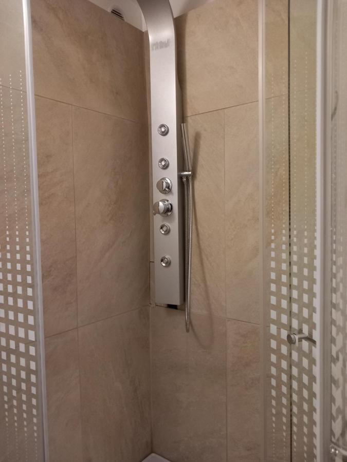 Laura Apartman Apartment Нагиканиша Екстериор снимка